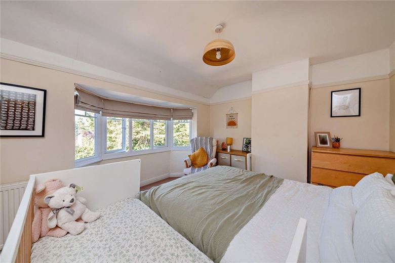 2 bedroom house, Pear Tree Lane, Newbury RG14 - Available