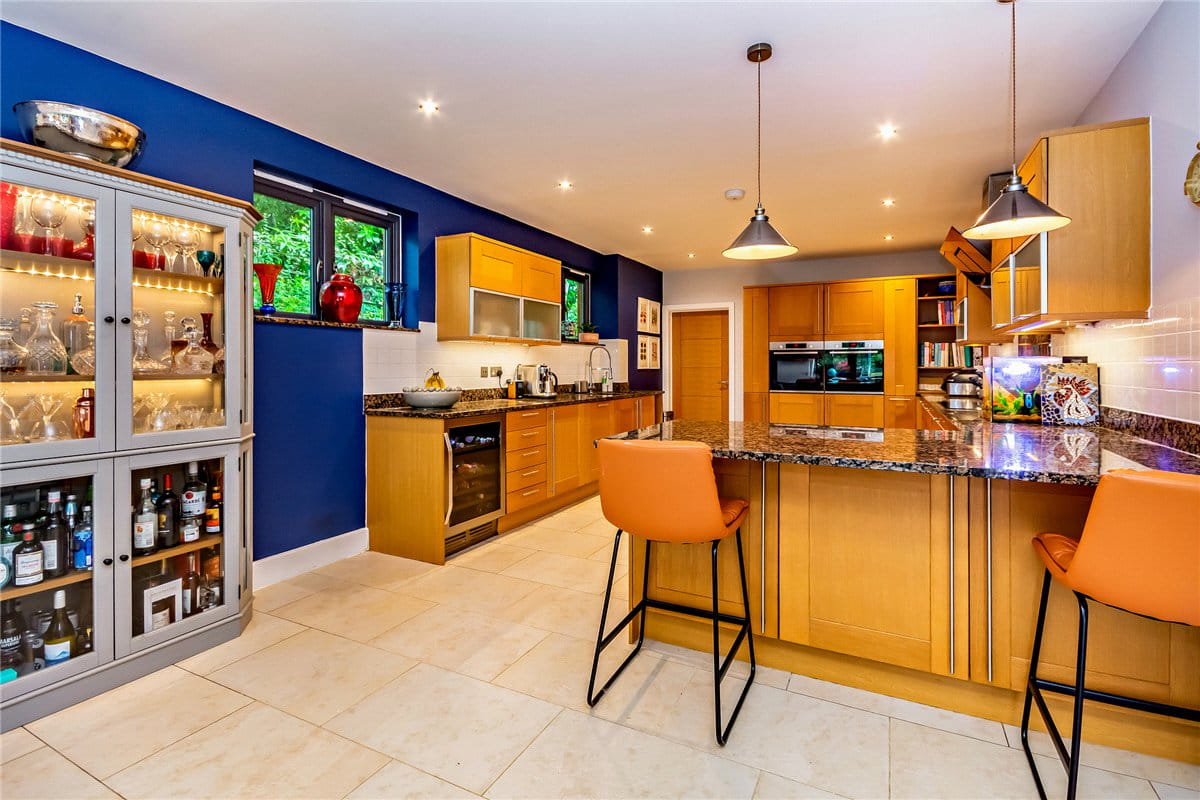 4 bedroom house, Oxford Road, Donnington RG14 - Available