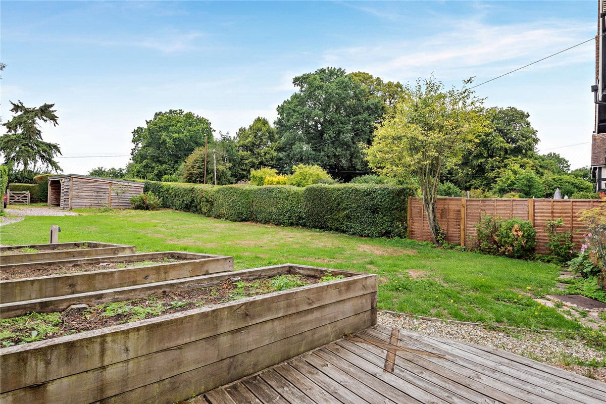 3 bedroom cottage, Rookwood, Stockcross RG20 - Sold