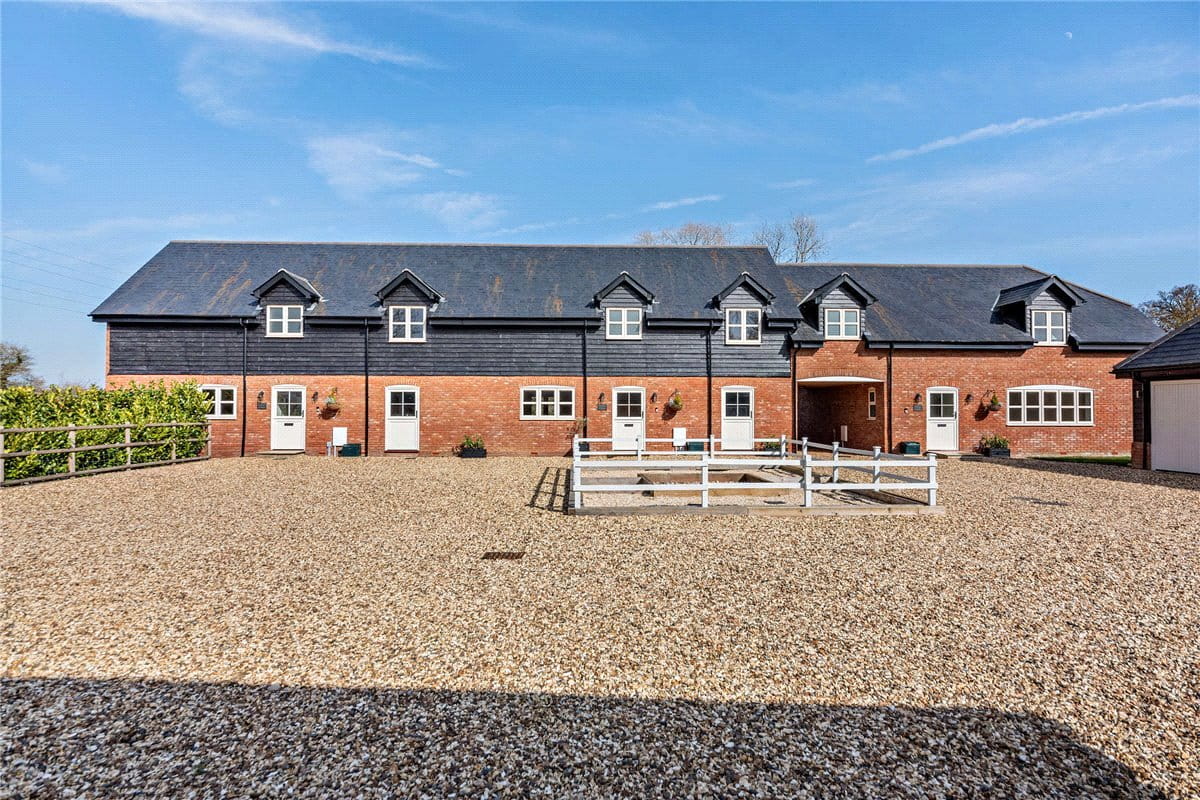 3 bedroom house, Ram Alley, Ashford Hill RG19 - Sold STC