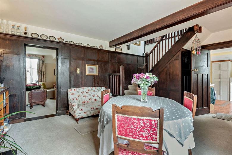 4 bedroom house, Newtown Road, Newbury RG14 - Available