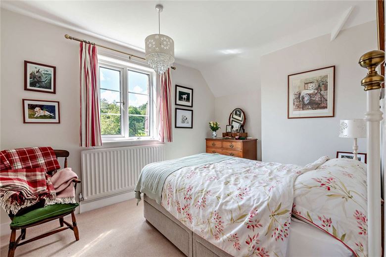 3 bedroom cottage, Hyde End Lane, Brimpton RG7 - Sold STC