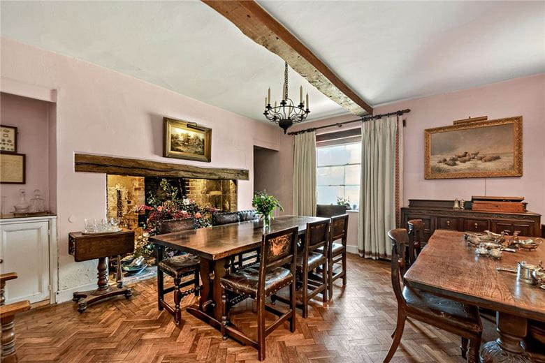 5 bedroom house, Sheepdrove Hill, Lambourn RG17 - Available