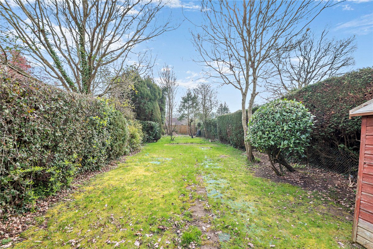 4 bedroom house, Bartlemy Close, Newbury RG14 - Available