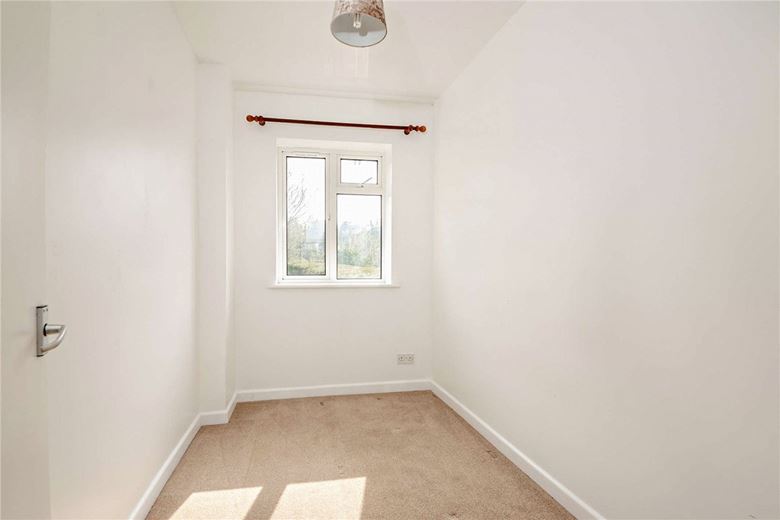 4 bedroom house, Bartlemy Close, Newbury RG14 - Available