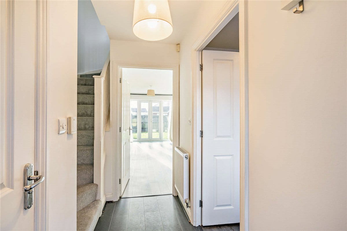 2 bedroom house, Redfinch Mews, Thatcham RG19 - Sold STC