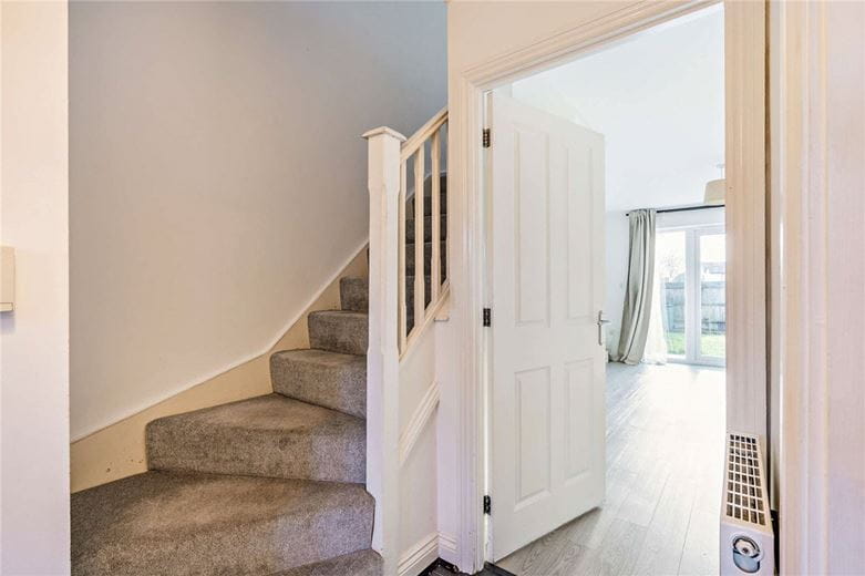 2 bedroom house, Redfinch Mews, Thatcham RG19 - Sold STC