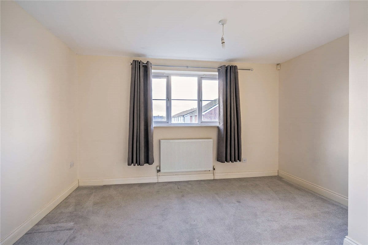 2 bedroom house, Redfinch Mews, Thatcham RG19 - Sold STC