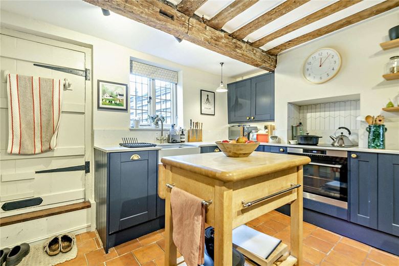 4 bedroom house, George Street, Kingsclere RG20 - Sold STC