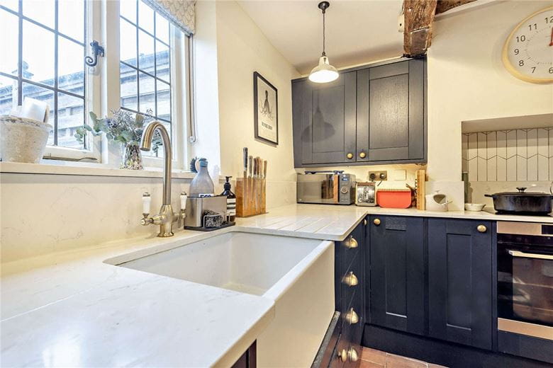 4 bedroom house, George Street, Kingsclere RG20 - Sold STC