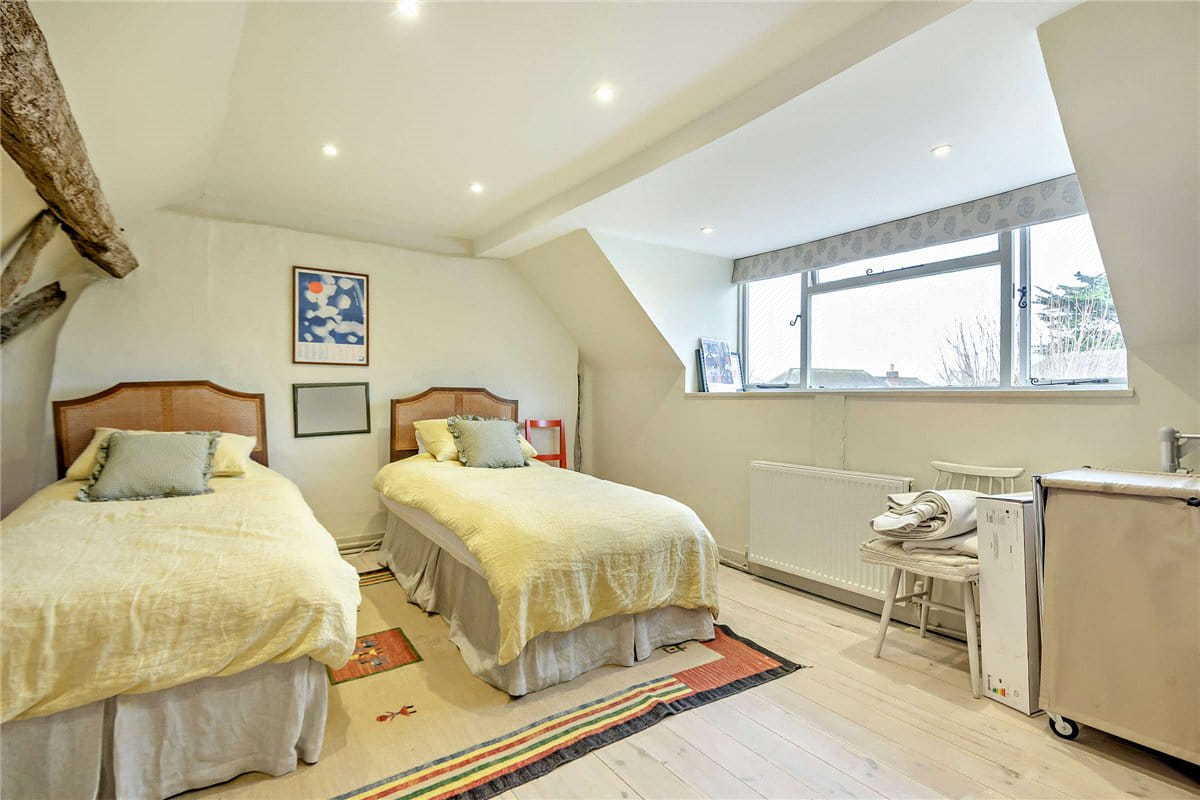 4 bedroom house, George Street, Kingsclere RG20 - Sold STC