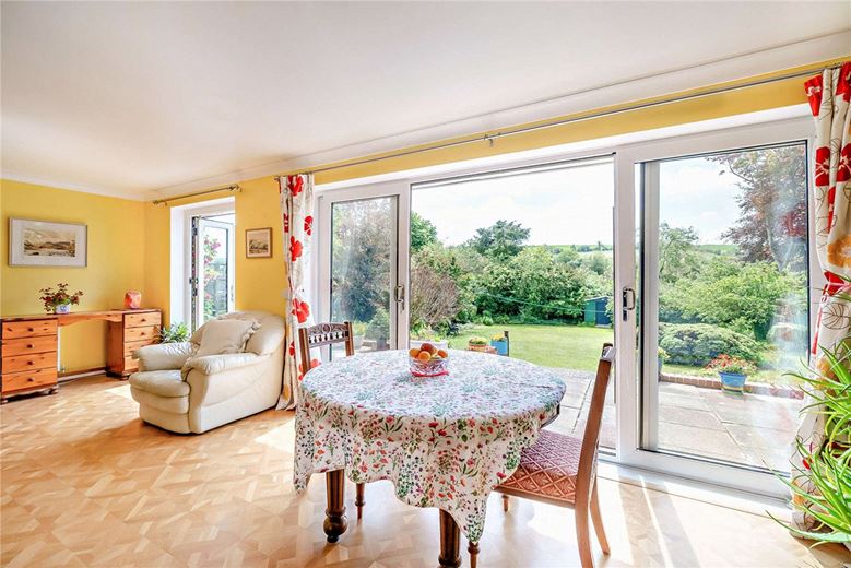 3 bedroom bungalow, Downs Close, Eastbury RG17 - Available