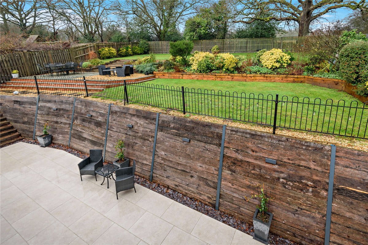 5 bedroom house, Spring Gardens, Newbury RG20 - Available