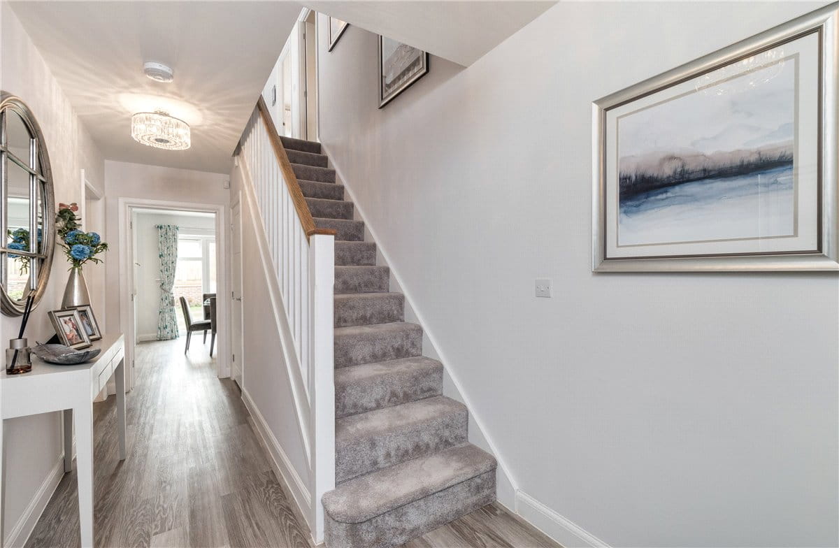 3 bedroom house, Princess Gardens, Bishops Green RG20 - Available