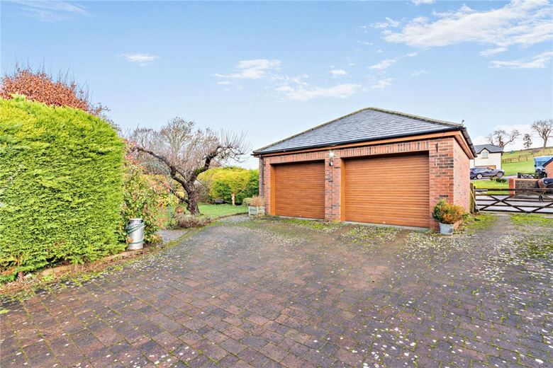 5 bedroom cottage, Upper Lambourn, Hungerford RG17 - Available