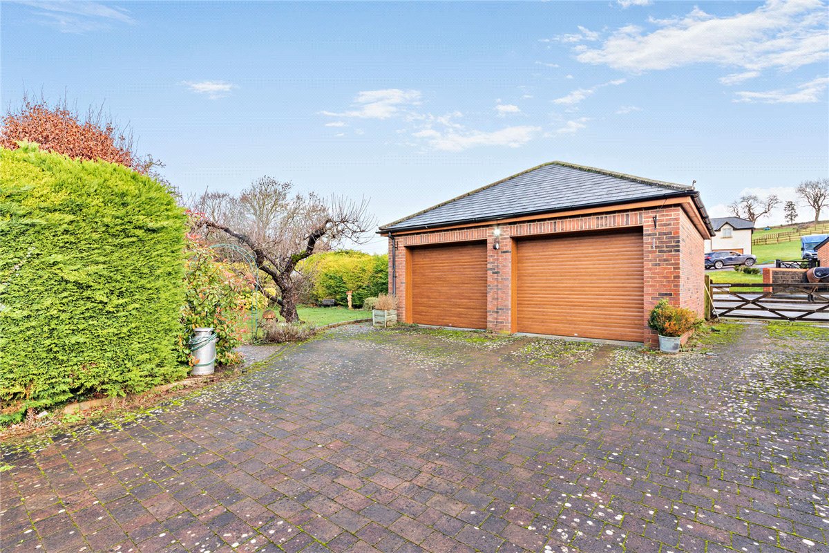 5 bedroom cottage, Upper Lambourn, Hungerford RG17 - Available