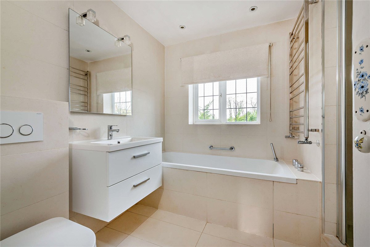 5 bedroom cottage, Upper Lambourn, Hungerford RG17 - Available