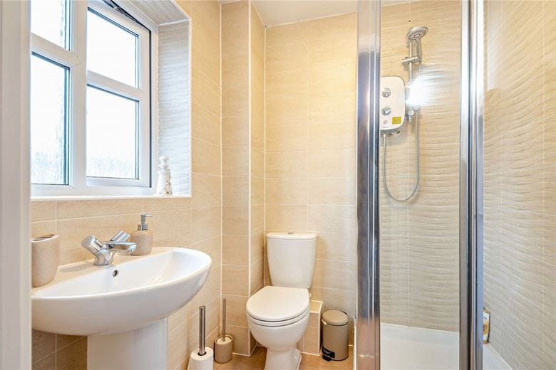 3 bedroom house, Blake Road, Hermitage RG18 - Available