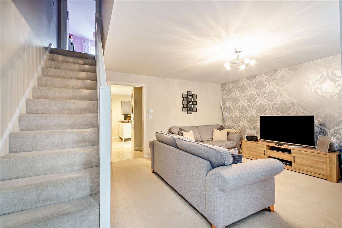 3 bedroom house, Blake Road, Hermitage RG18 - Available