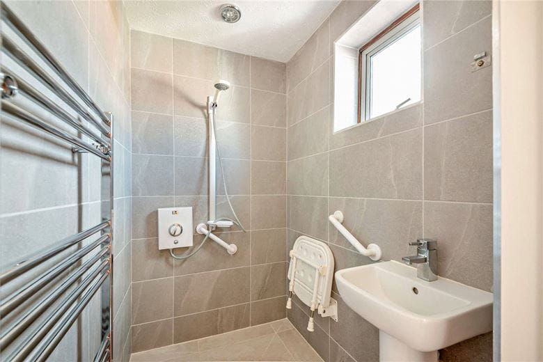 3 bedroom house, Pennys Hatch, Kingsclere RG20 - Available