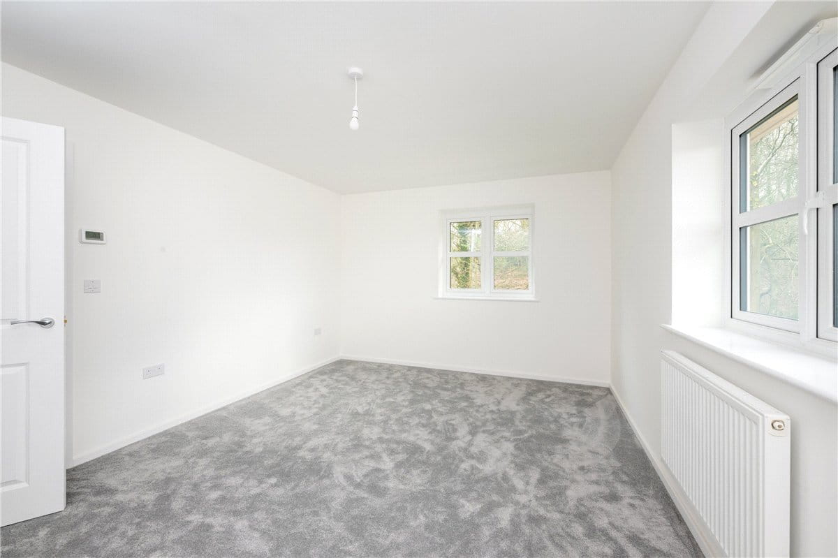 1 bedroom house, Princess Gardens, Bishops Green RG20 - Available