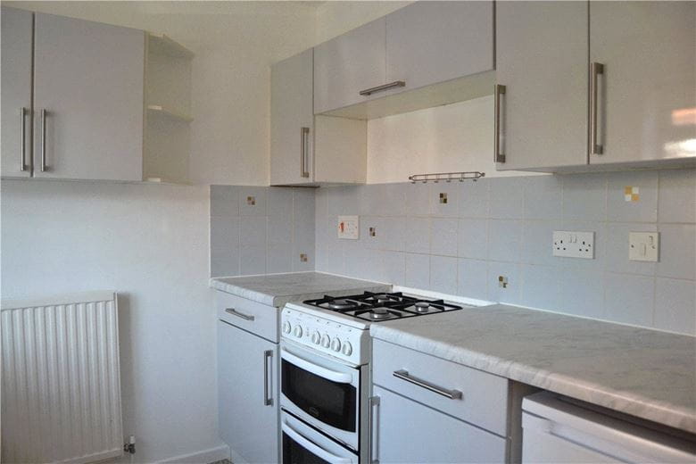 2 bedroom house, Wilfred Way, Thatcham RG19 - Available