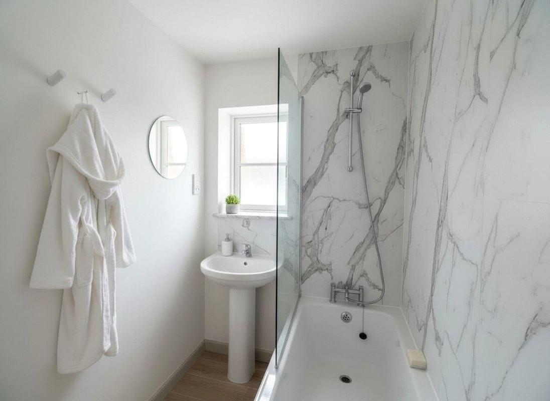 3 bedroom cottage, Enborne Street, Enborne RG14 - Sold STC