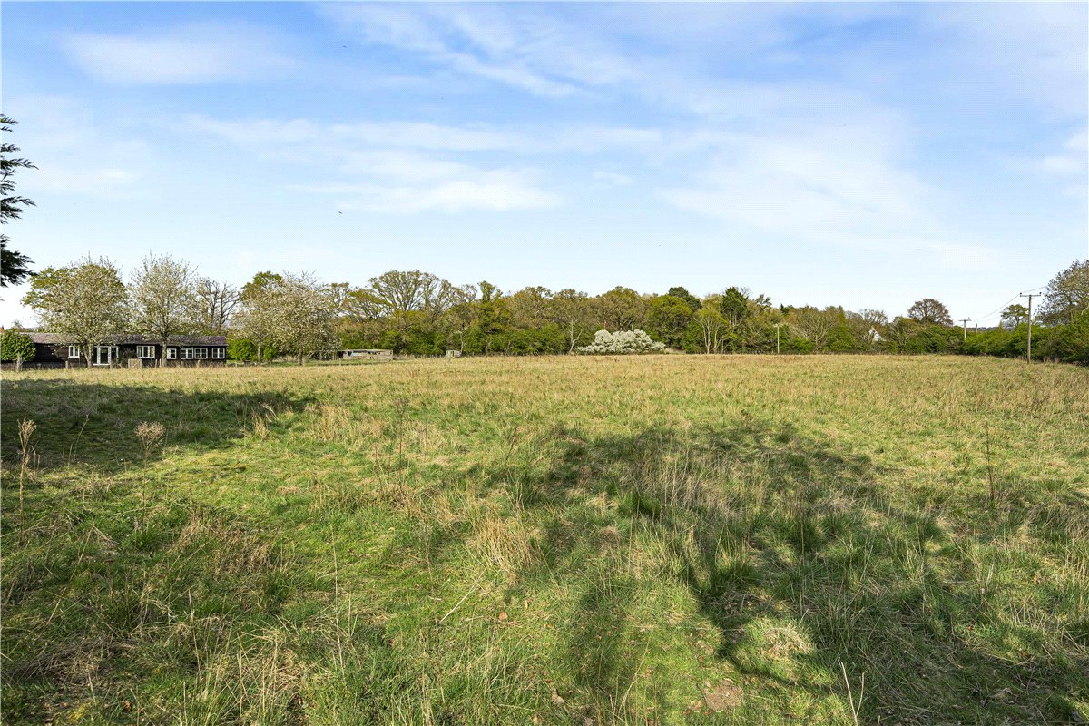 5 bedroom house, Oakley Wood, Benson OX10 - Available