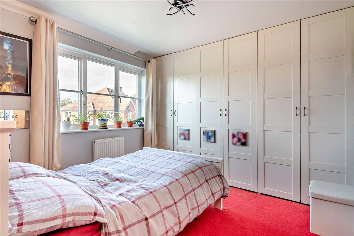 4 bedroom house, Hermitage Green, Hermitage RG18 - Available