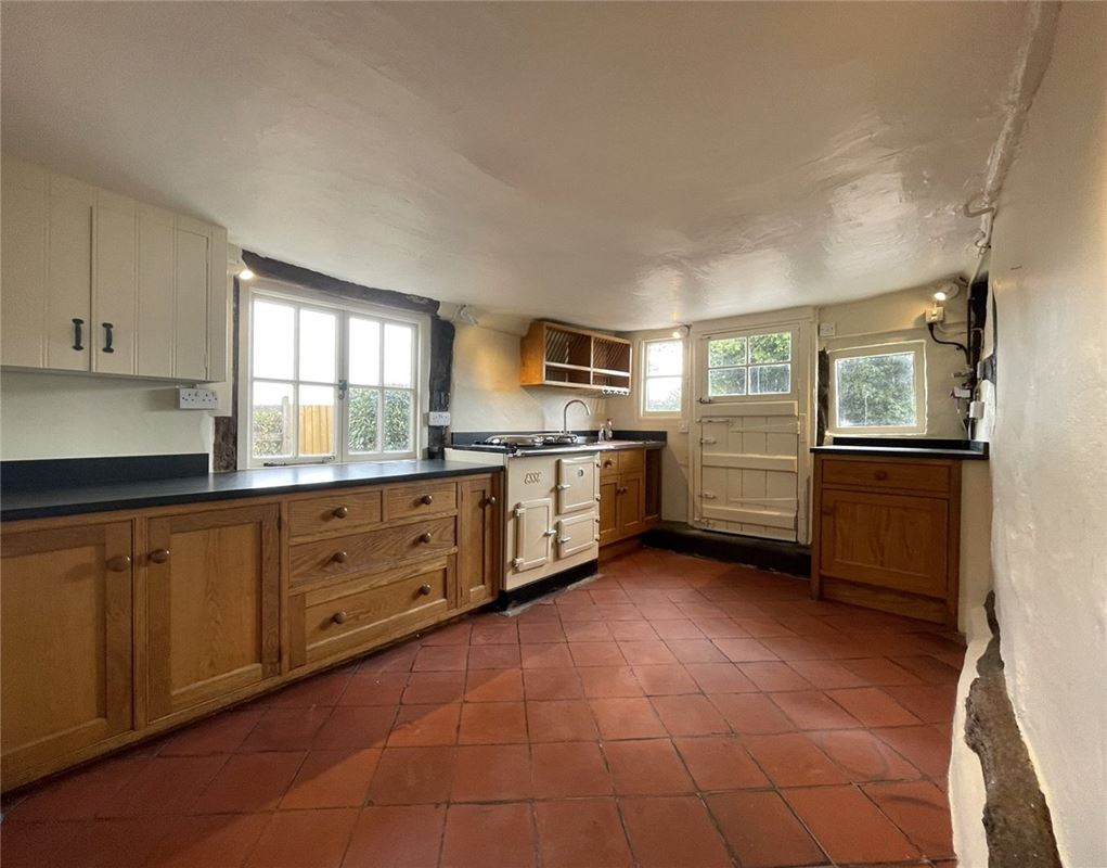 2 bedroom house, Highclere Street, Highclere RG20 - Let Agreed