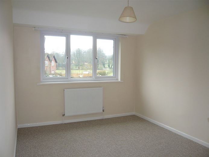 3 bedroom house, East Woodhay, Newbury RG20 - Available