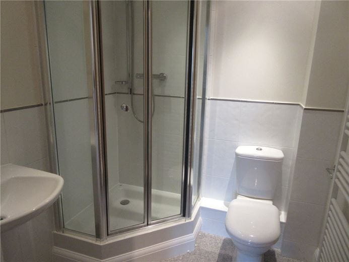 2 bedroom flat, Catherine Road, Newbury RG14