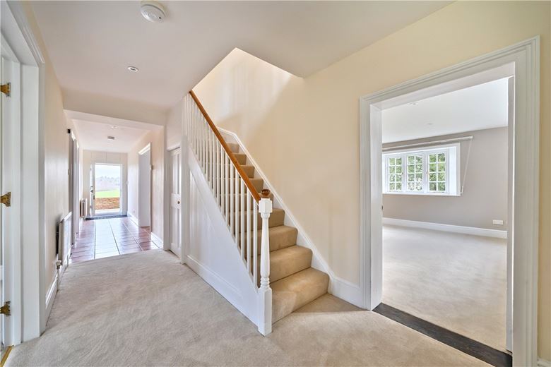 4 bedroom house, The Slade, Bucklebury RG7 - Under Offer