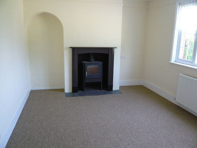 3 bedroom cottage, Marlston Hermitage, Thatcham RG18 - Let Agreed