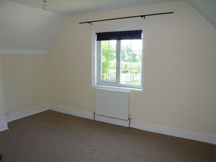 3 bedroom cottage, Marlston Hermitage, Thatcham RG18 - Let Agreed