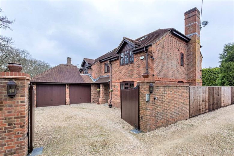 7 bedroom house, Broad Lane, Upper Bucklebury RG7