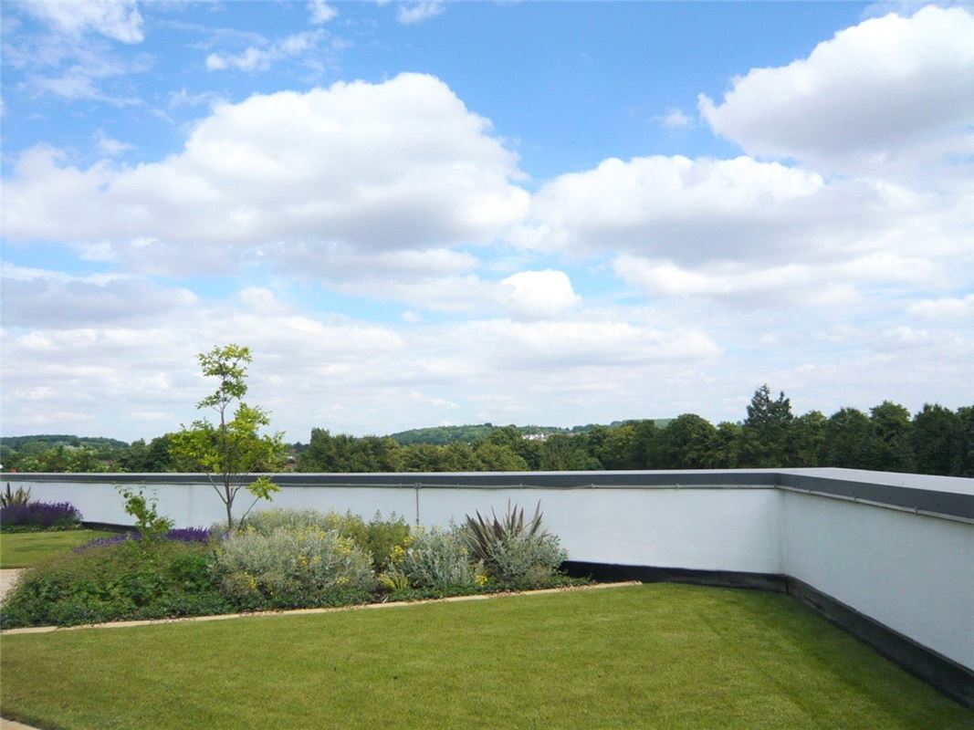 2 bedroom flat, Park Way, Newbury RG14 - Let Agreed