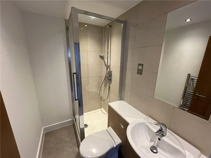 2 bedroom flat, Park Way, Newbury RG14 - Let Agreed