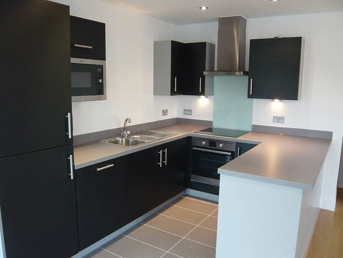 1 bedroom flat, Attfield, Park Way RG14 - Let Agreed