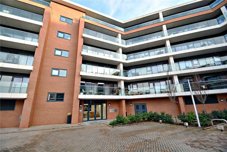1 bedroom flat, Racecourse Road, Newbury RG14