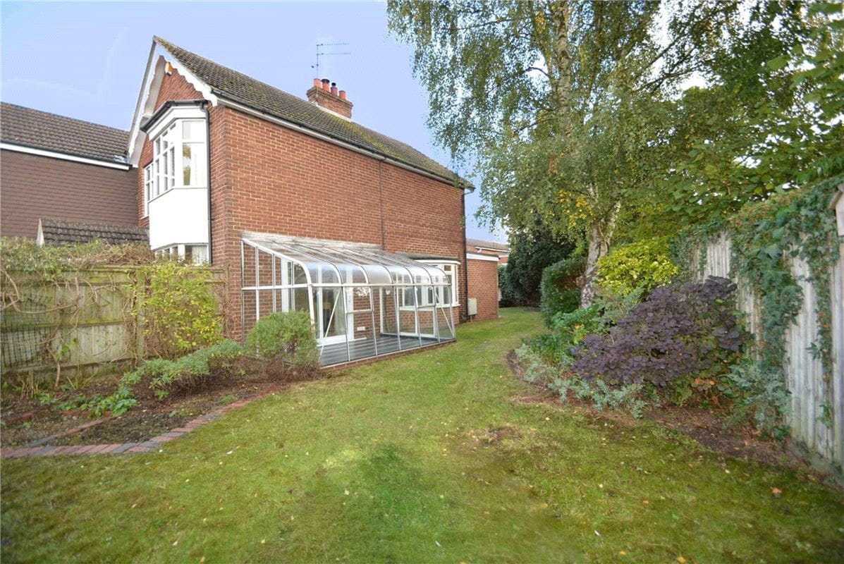 4 bedroom house, Newbury, Berkshire RG14 - Let Agreed