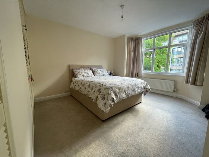 4 bedroom house, Newbury, Berkshire RG14 - Let Agreed