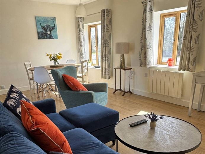 2 bedroom , Ashfields Farm, Priors Court Road RG18 - Under Offer