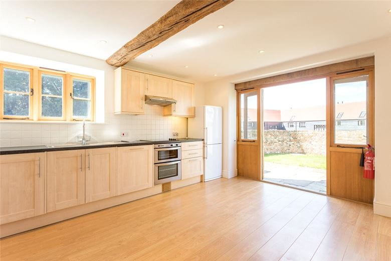 2 bedroom house, Winterbourne, Newbury RG20