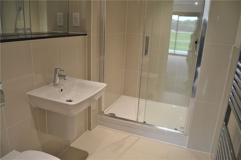 2 bedroom flat, Kingman Way, Newbury RG14