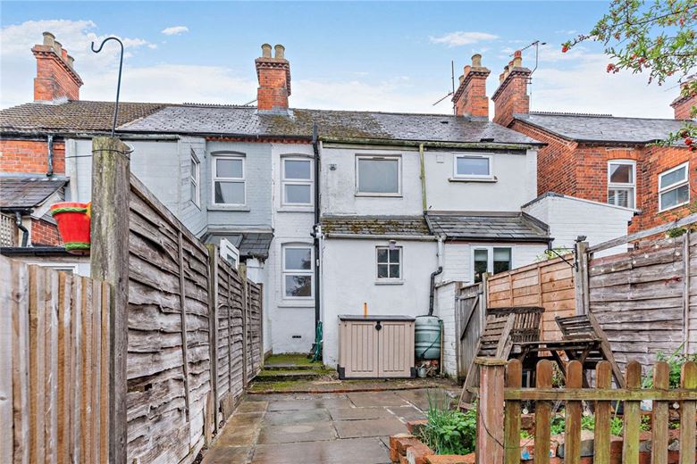 2 bedroom house, Newbury, Berkshire RG14 - Available