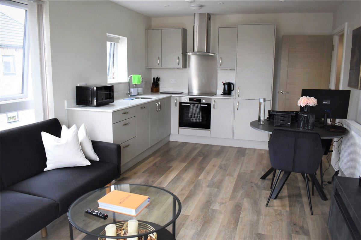 2 bedroom flat, Steel Close, Newtown Road RG14