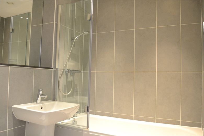 1 bedroom flat, Kingman Way, Newbury RG14