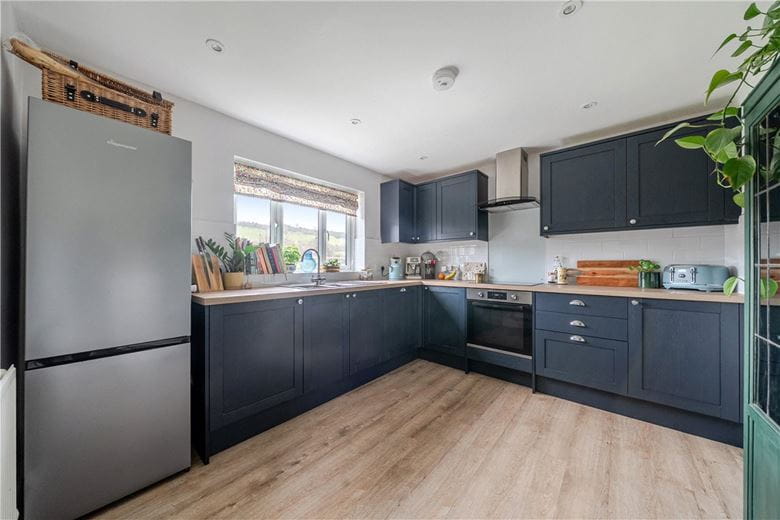 3 bedroom bungalow, Combe, Hungerford RG17 - Available