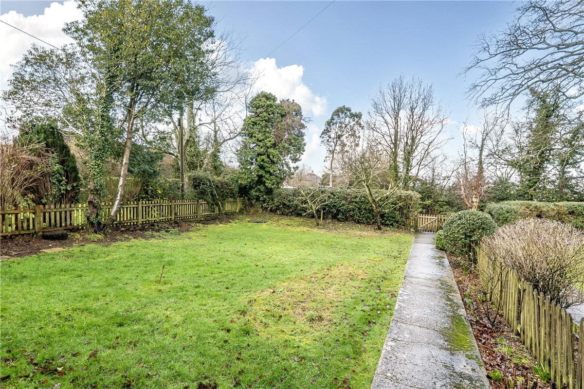 3 bedroom house, Upper Green, Inkpen RG17 - Available